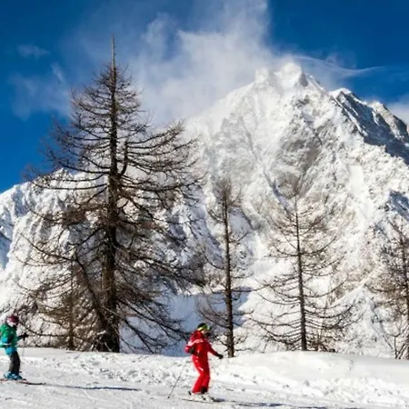 Mejon De Viou Bo Apartament Courmayeur