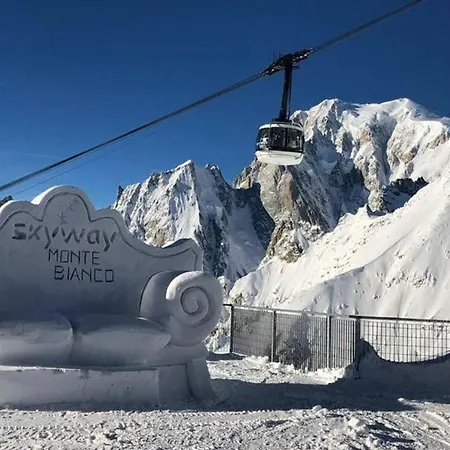Mejon De Viou Bo Courmayeur