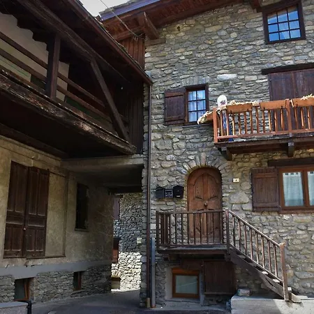 Mejon De Viou Bo Courmayeur